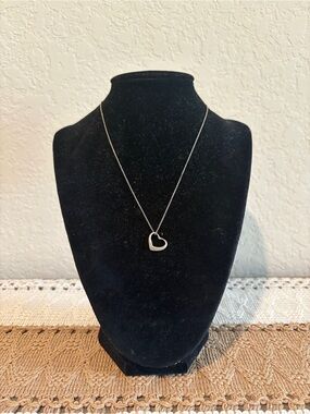 Tiffany & Co. Open Heart Peretti Pendant Necklace